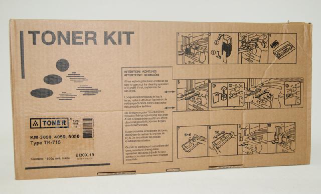  Тонер-картридж Elfotec TK-715 + Chip