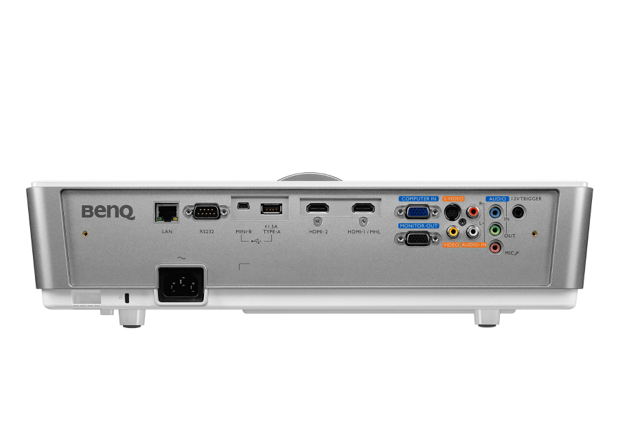 Проектор BenQ SX920