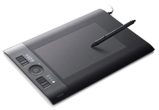   Wacom Intuos4 M (medium) + Adobe Lightroom 3 (PTK-640SLR-RU)