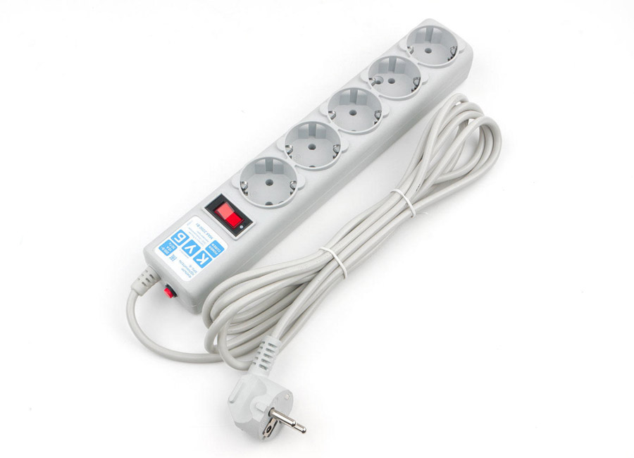 ������� ������  Power Cube 3 �, 5 ������� � �����������, 10�, 2,2���, 3x0.75, �����, SPG-B-10