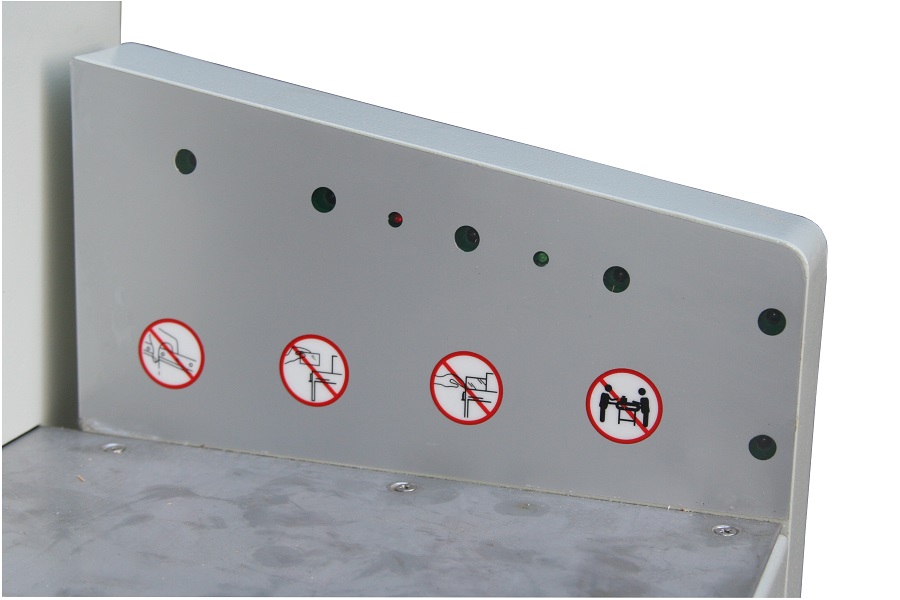    Bulros 7208B