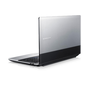 �������  Samsung 300E7A-S08 Silver