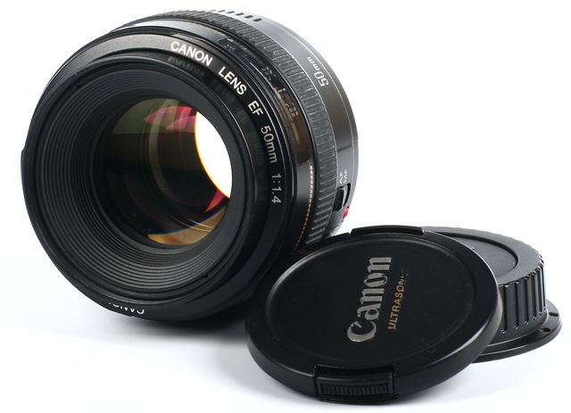  Canon EF 50mm f/1.4 USM