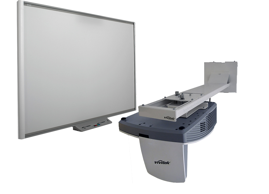 Комплект SBM685iv6S в составе: интерактивная доска SMART SBM685 (87 дюймов, ПО SMART SLS), проектор Vivitek DH772UST, настенное крепление WM-3