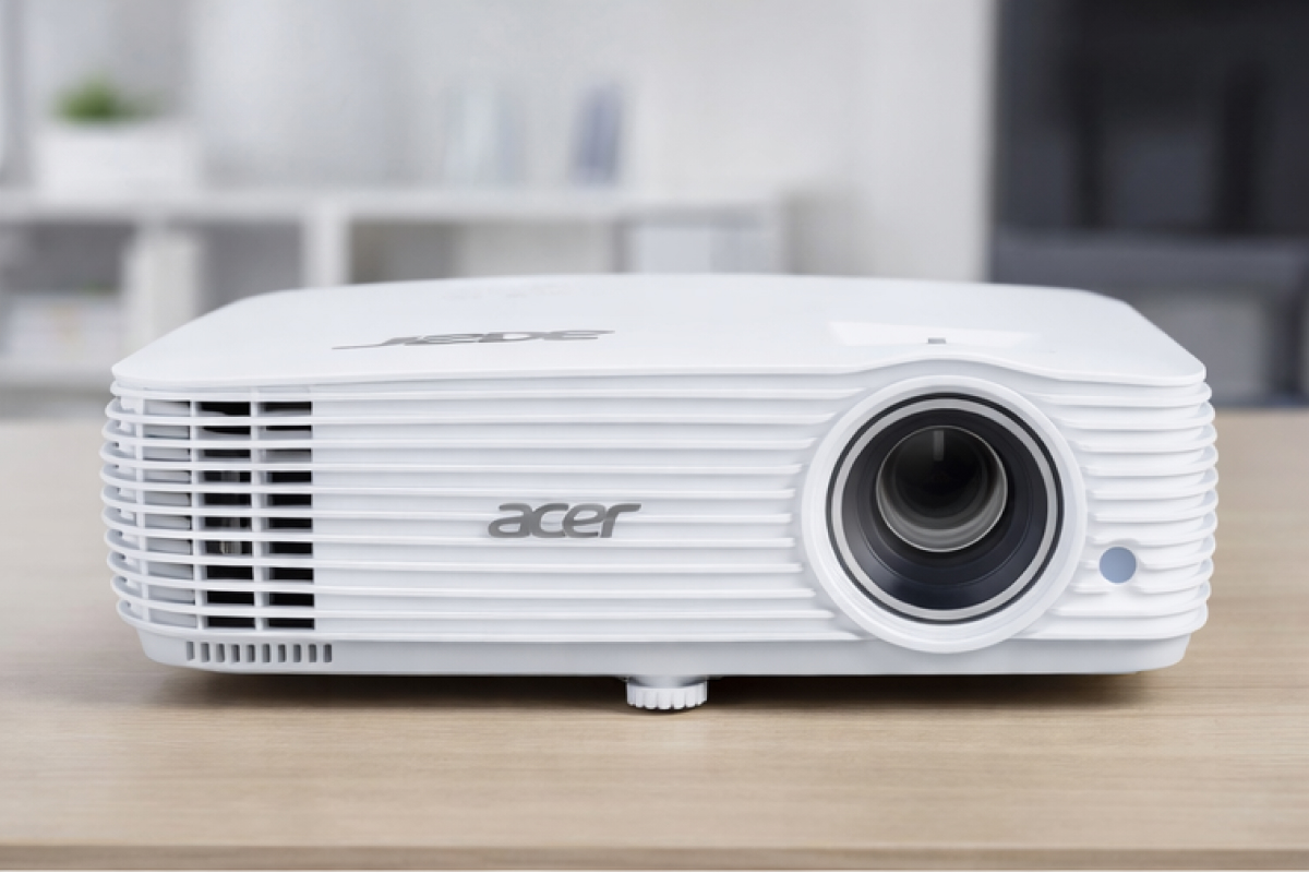 ��������  Acer H6815BD, �����