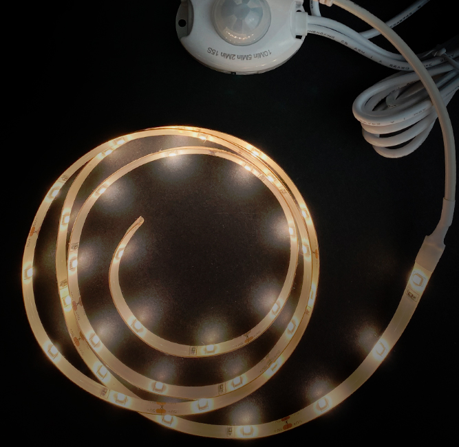 Светодиодная лента для подсветки двуспальной кровати Гелеос 2x2.1