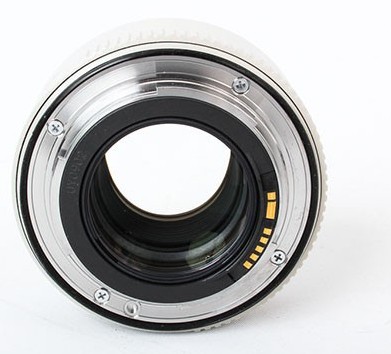  Canon EF Extender 1.4x III