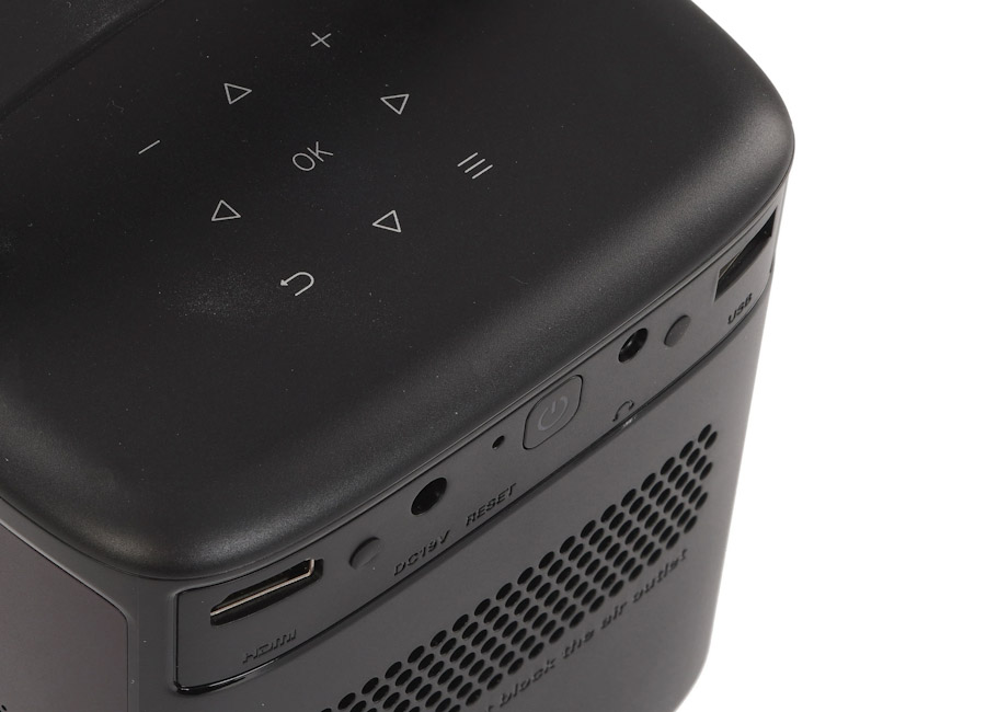 ��������  InFocus IN3018SL Crusader Master (���������� ���), DLP, Full HD, 2/32 Gb, Bluetooth, Wi-Fi