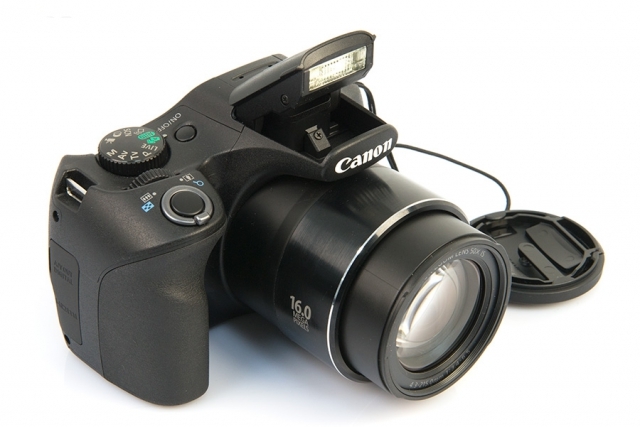  Canon PowerShot SX530 HS