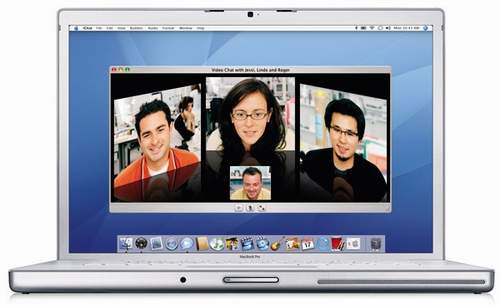  Apple MacBook Pro 15 MB133 (2.4GHz/ Intel Core 2 Duo/2GB/200GB/SD/AP/BT)