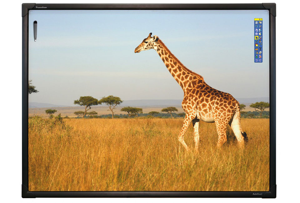   ActivBoard Touch 78     Panasonic PT-TX320