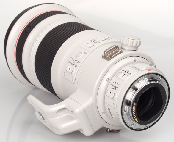  Canon EF 300mm f/2.8L IS II USM