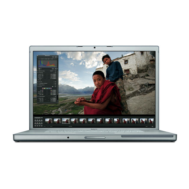  Apple MacBook Pro 17 MA897 (Intel Core 2 Duo/2.4 GHz/2GB /160GB /SD /AP /BT)