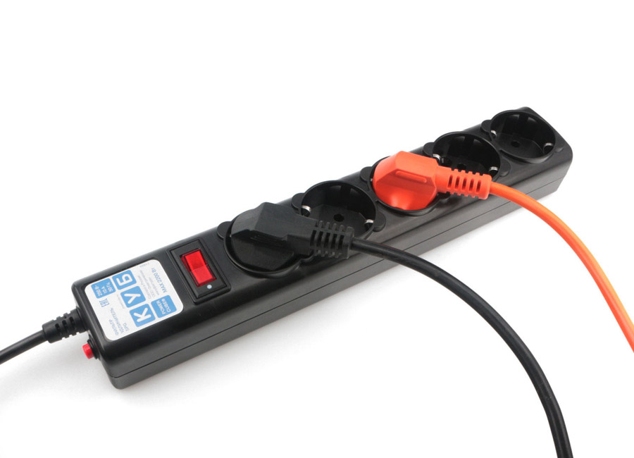 ������� ������  Power Cube 1.9 �, 5 ������� � �����������, 10�, 2.2���, 3x0.75, ������, SPG5-C2