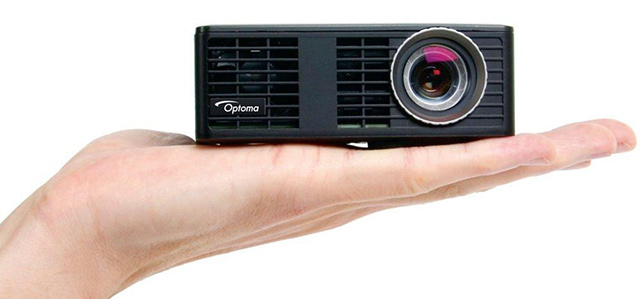  Optoma ML750e